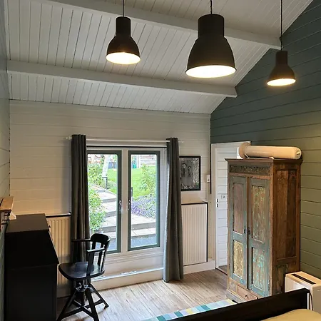 Stijlvol Tiny House Aan De Rand Amsterdam Lägenhet *